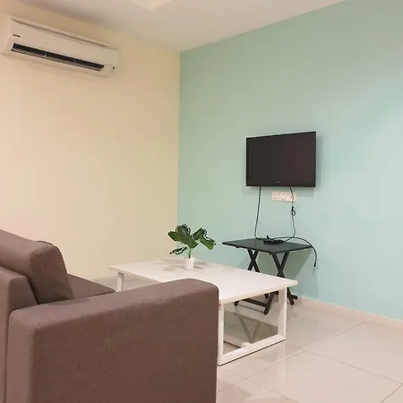 Marina Island Seaview Homestay Lumut Exterior photo